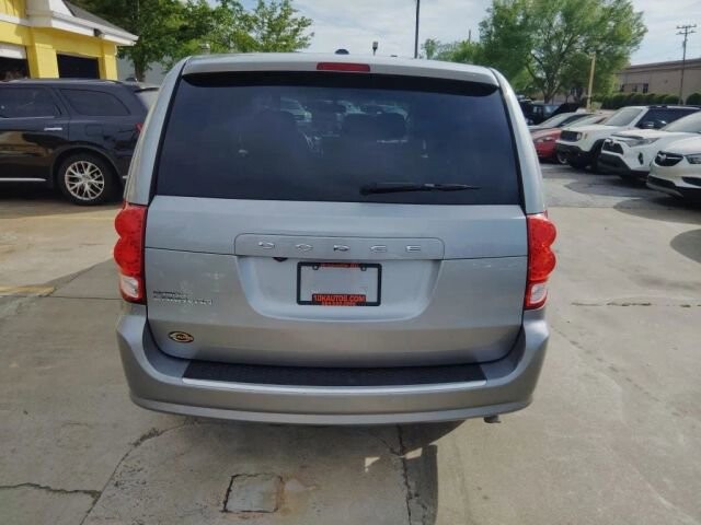 2017 Dodge Grand Caravan in Greenville, SC 29607 - 18130184 4