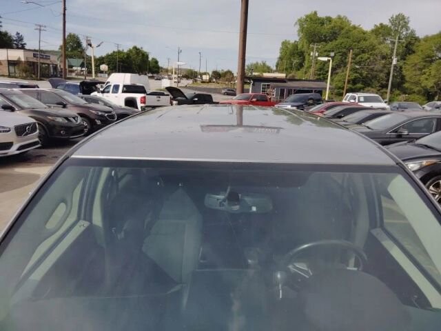 2017 Dodge Grand Caravan in Greenville, SC 29607 - 18130184 9