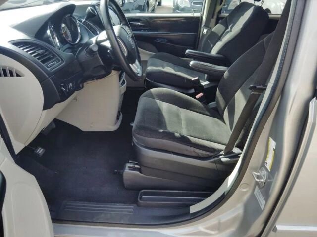 2017 Dodge Grand Caravan in Greenville, SC 29607 - 18130184 24