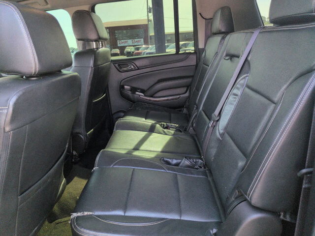 2016 Chevrolet Suburban in North Little Rock, AR 72117-1620 - 18130187 5