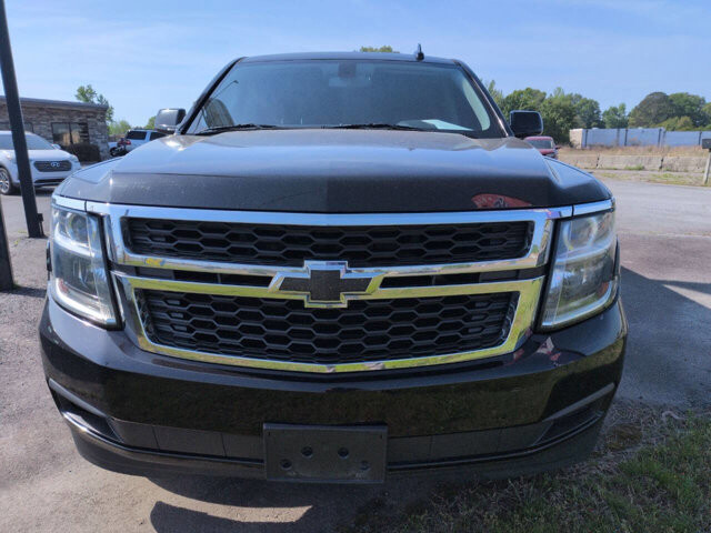 2016 Chevrolet Suburban in North Little Rock, AR 72117-1620 - 18130187 2