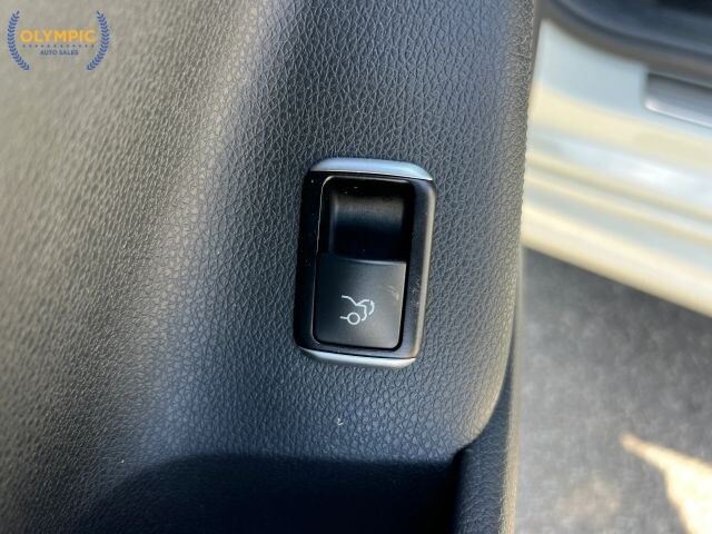 2015 Mercedes-Benz CLA 250 in Decatur, GA 30032 - 18130188 34