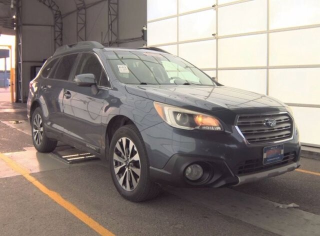 2017 Subaru Outback in Arvada, CO 80002 - 18130192 3