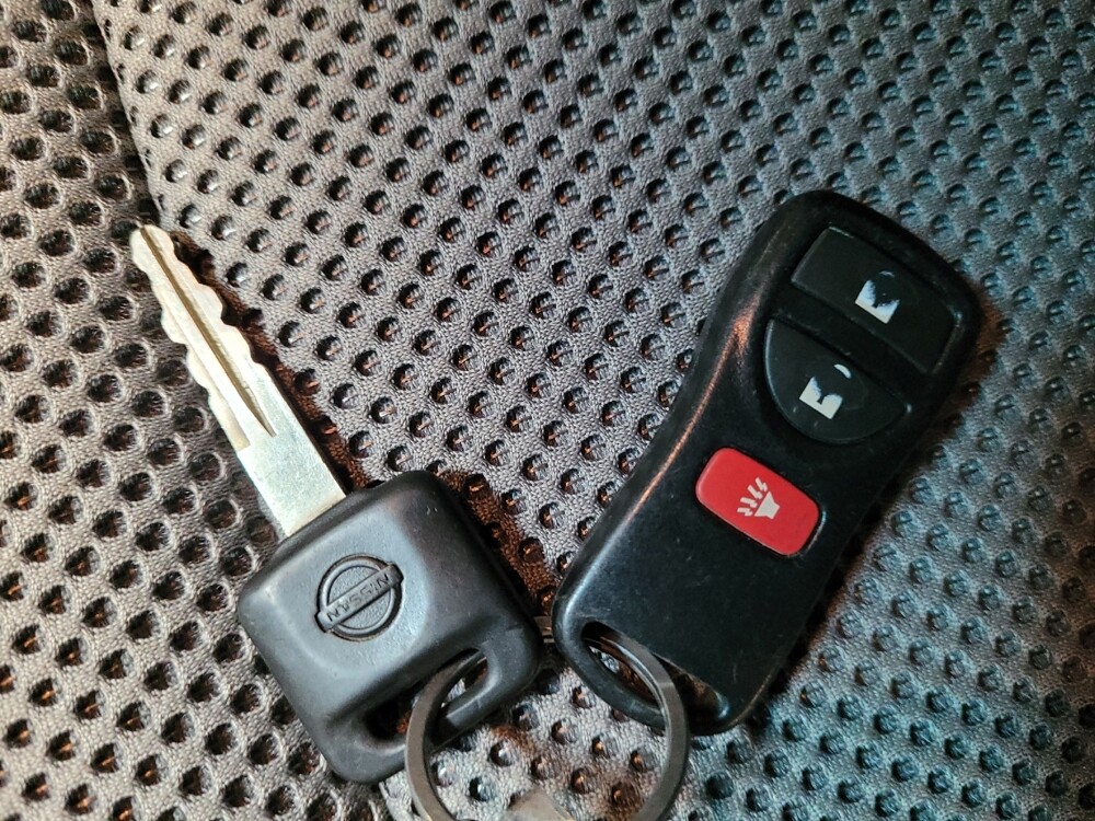 2016 Nissan Frontier in Downey, CA 90241 - 18130196 32