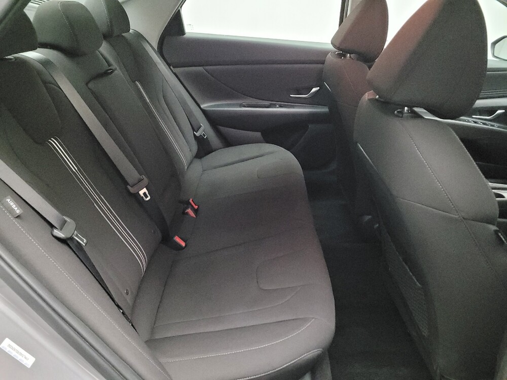 2025 Hyundai Elantra in Montclair, CA 91763 - 18130197 19