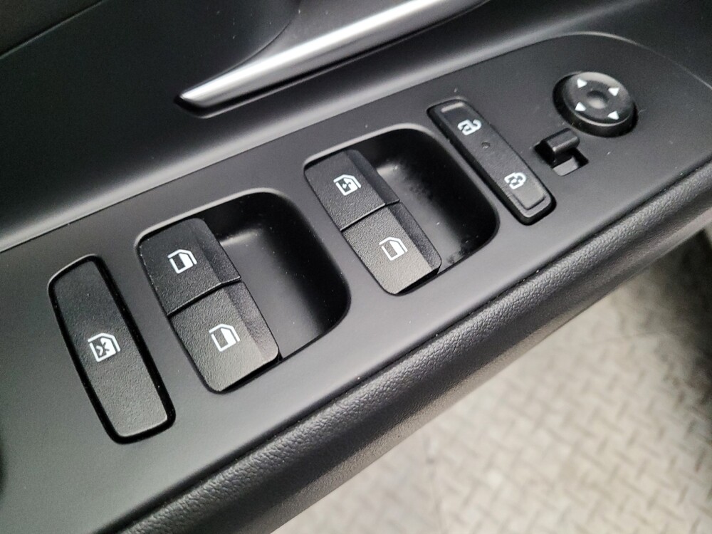 2025 Hyundai Elantra in Montclair, CA 91763 - 18130197 27