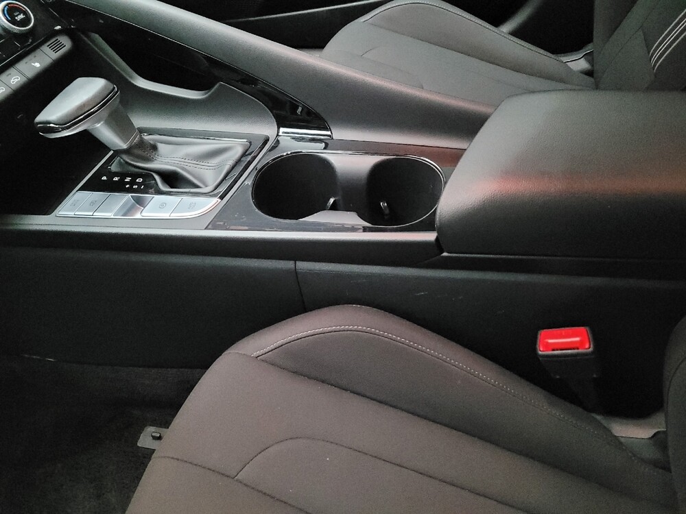 2025 Hyundai Elantra in Montclair, CA 91763 - 18130197 26