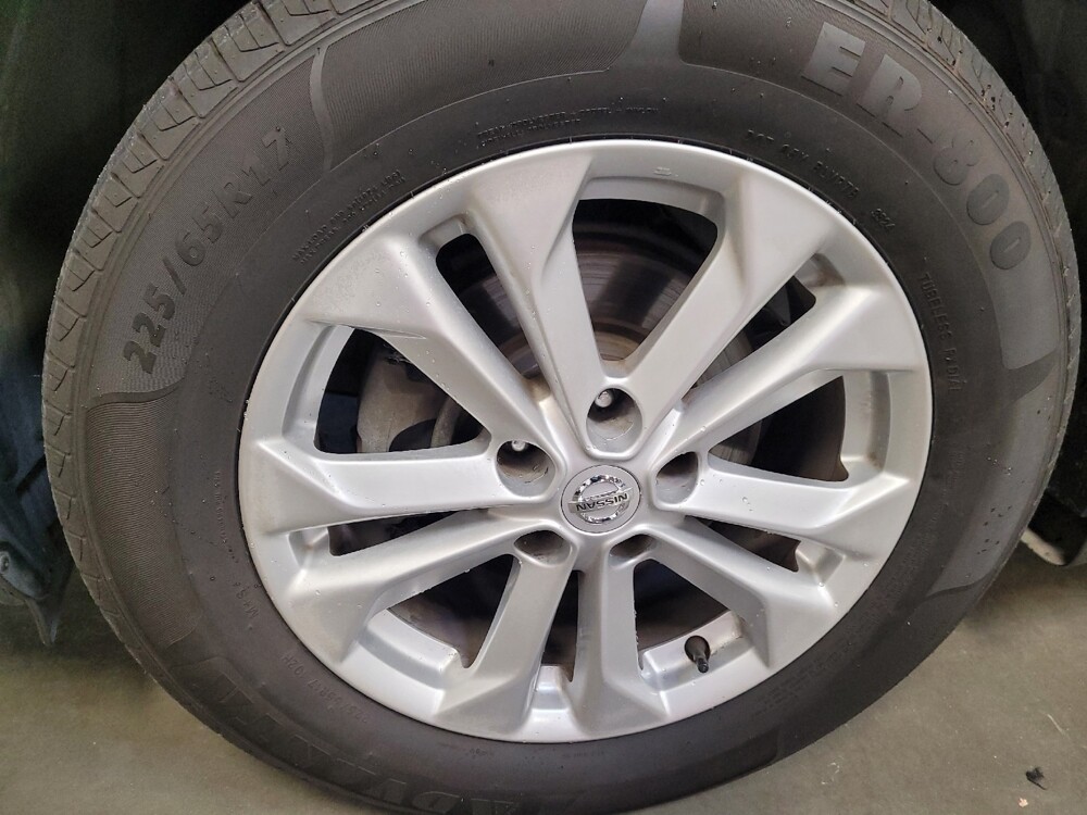 2016 Nissan Rogue in Montclair, CA 91763 - 18130198 31