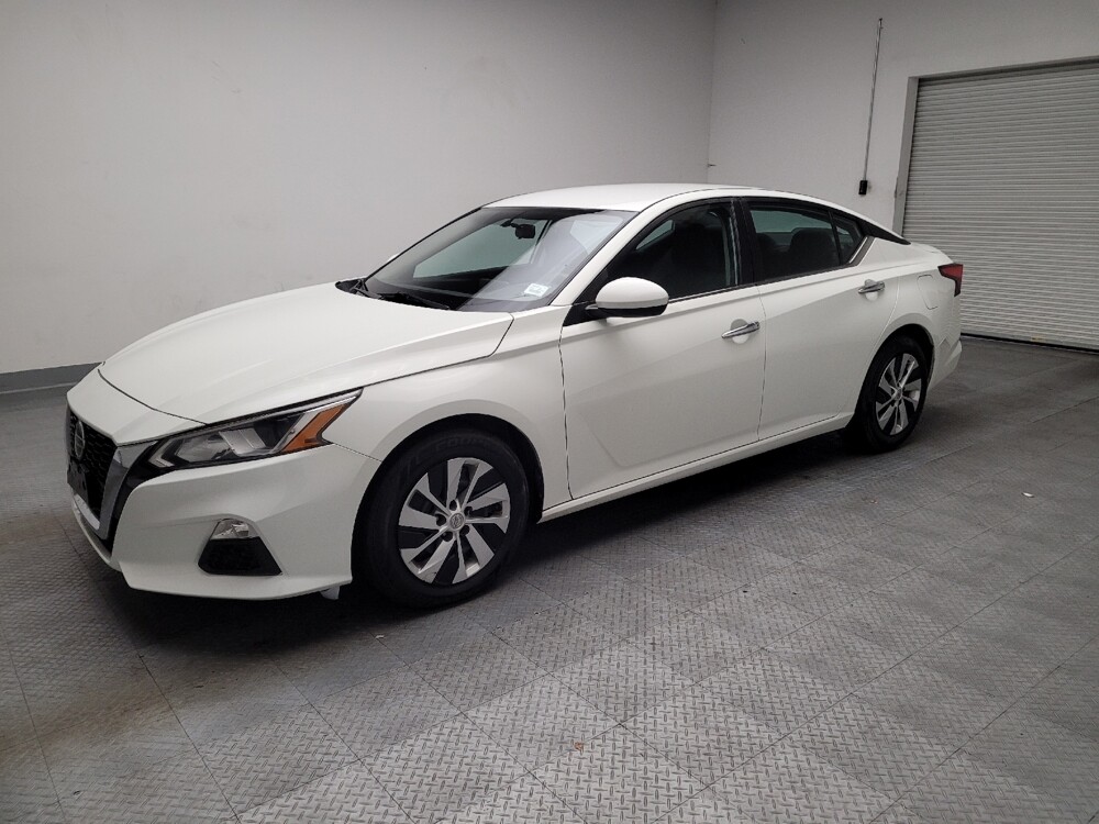 2019 Nissan Altima in Montclair, CA 91763 - 18130200 2