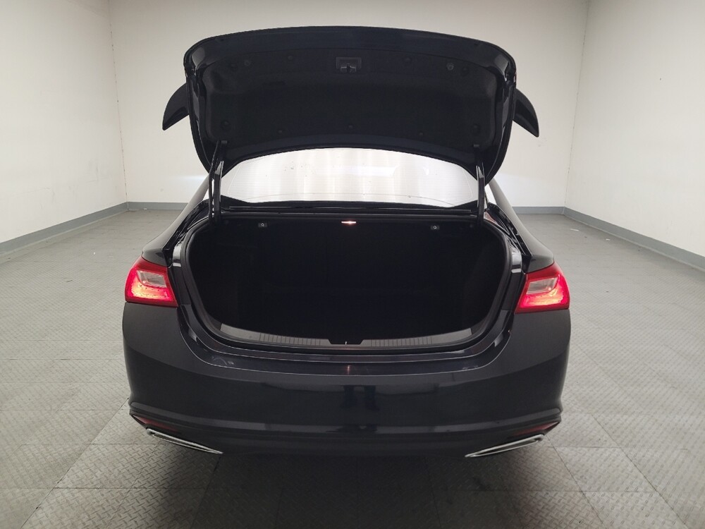 2022 Chevrolet Malibu in Montclair, CA 91763 - 18130201 29