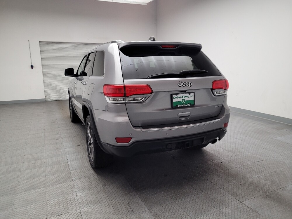 2018 Jeep Grand Cherokee in Downey, CA 90241 - 18130205 6