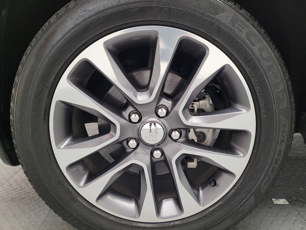 2018 Jeep Grand Cherokee in Downey, CA 90241 - 18130205 31