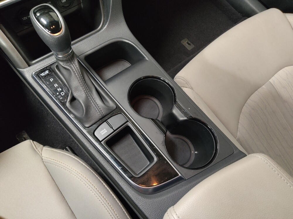 2016 Hyundai Sonata in Marietta, GA 30062 - 18130206 26