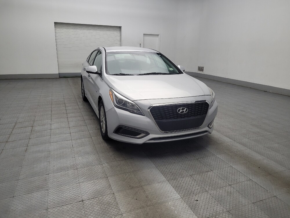 2016 Hyundai Sonata in Marietta, GA 30062 - 18130206 13
