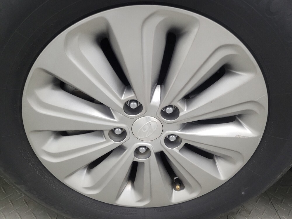 2016 Hyundai Sonata in Marietta, GA 30062 - 18130206 31