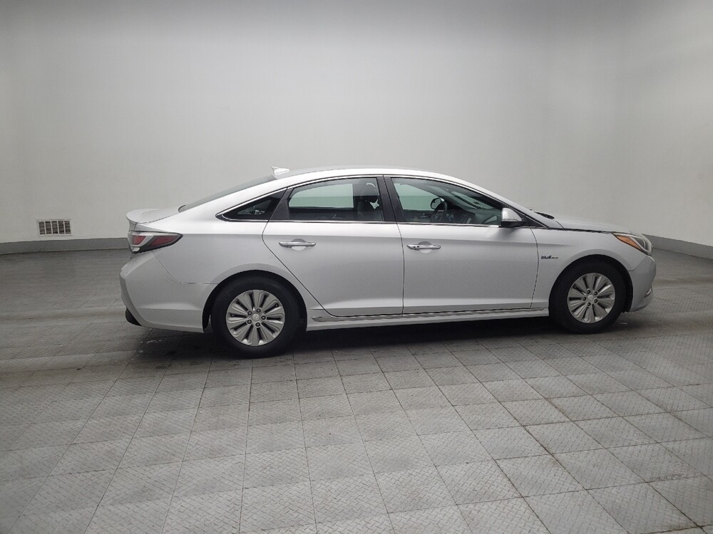 2016 Hyundai Sonata in Marietta, GA 30062 - 18130206 10