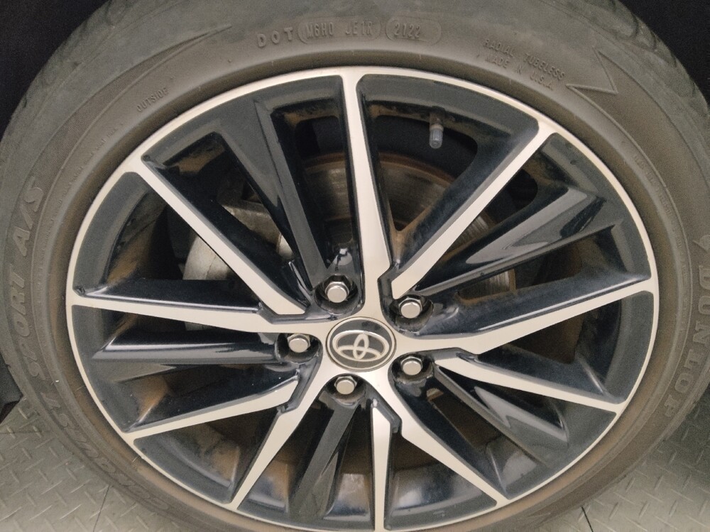 2021 Toyota Camry in Macon, GA 31210 - 18130213 31