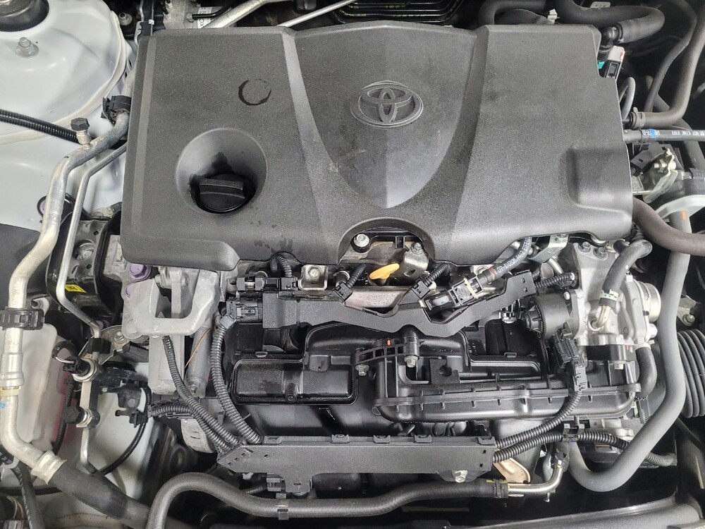 2021 Toyota Camry in Macon, GA 31210 - 18130213 30