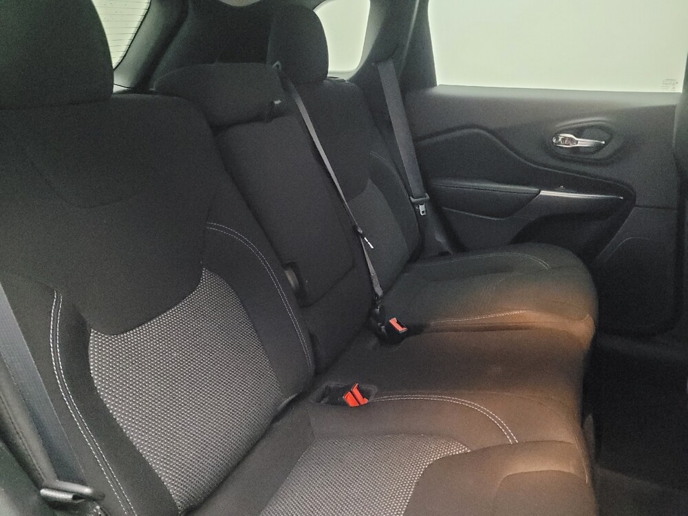 2020 Jeep Cherokee in Morrow, GA 30260 - 18130215 19