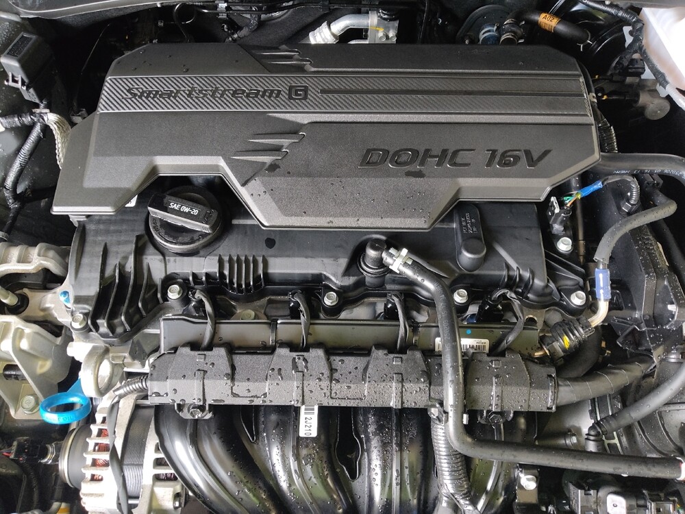 2025 Hyundai Elantra in Columbus, GA 31909 - 18130216 30