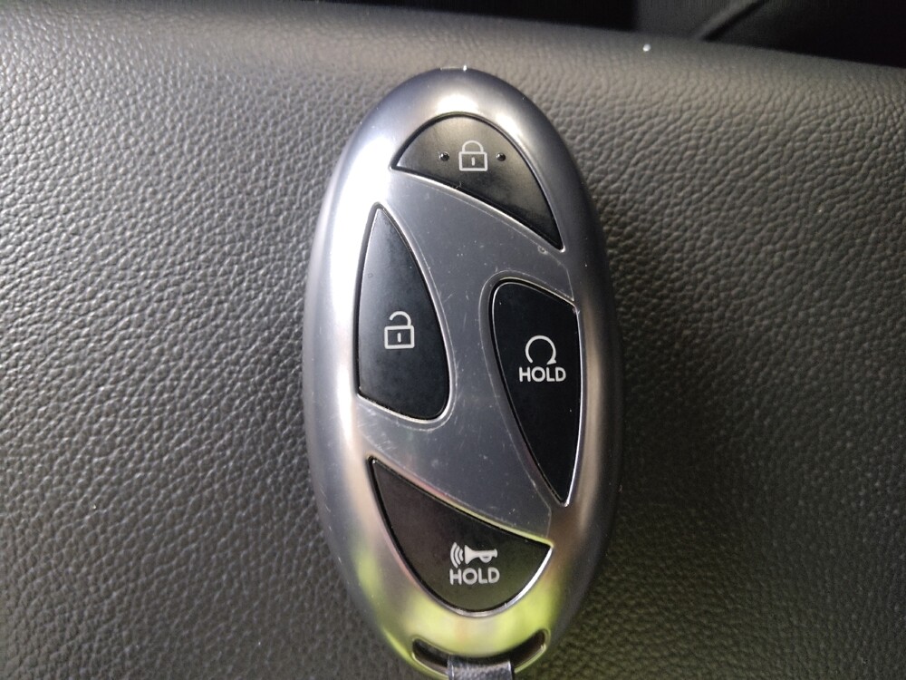 2025 Hyundai Elantra in Columbus, GA 31909 - 18130216 32