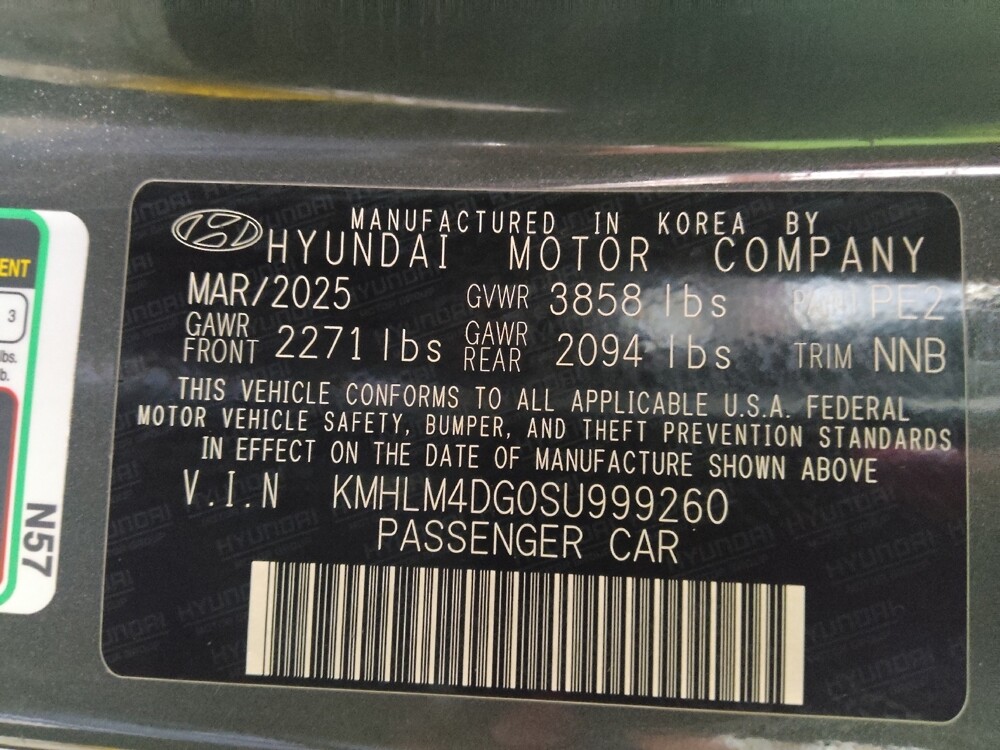 2025 Hyundai Elantra in Columbus, GA 31909 - 18130216 33