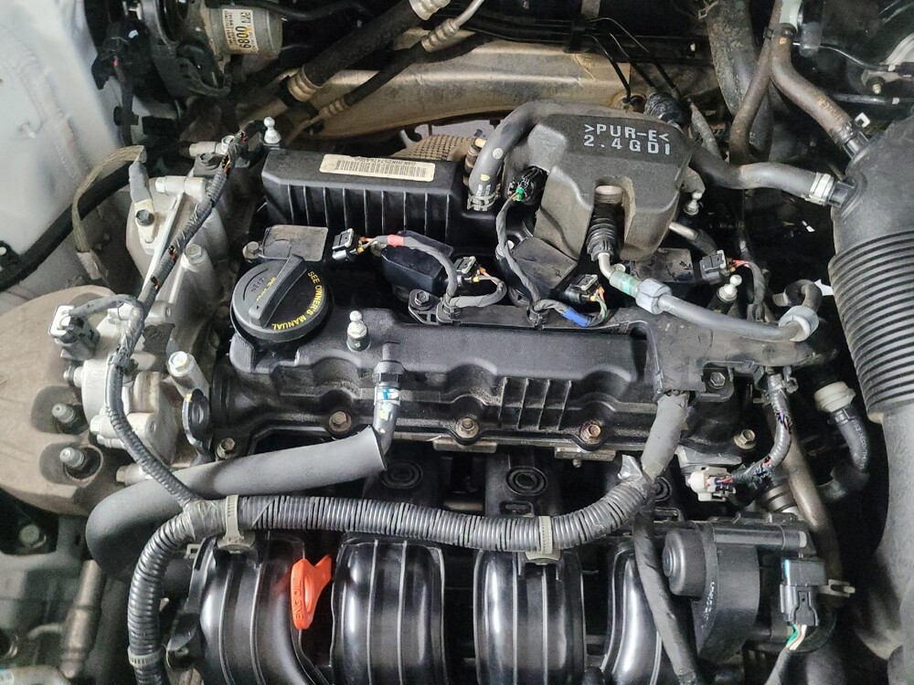 2018 Kia Sorento in Marietta, GA 30062 - 18130220 30