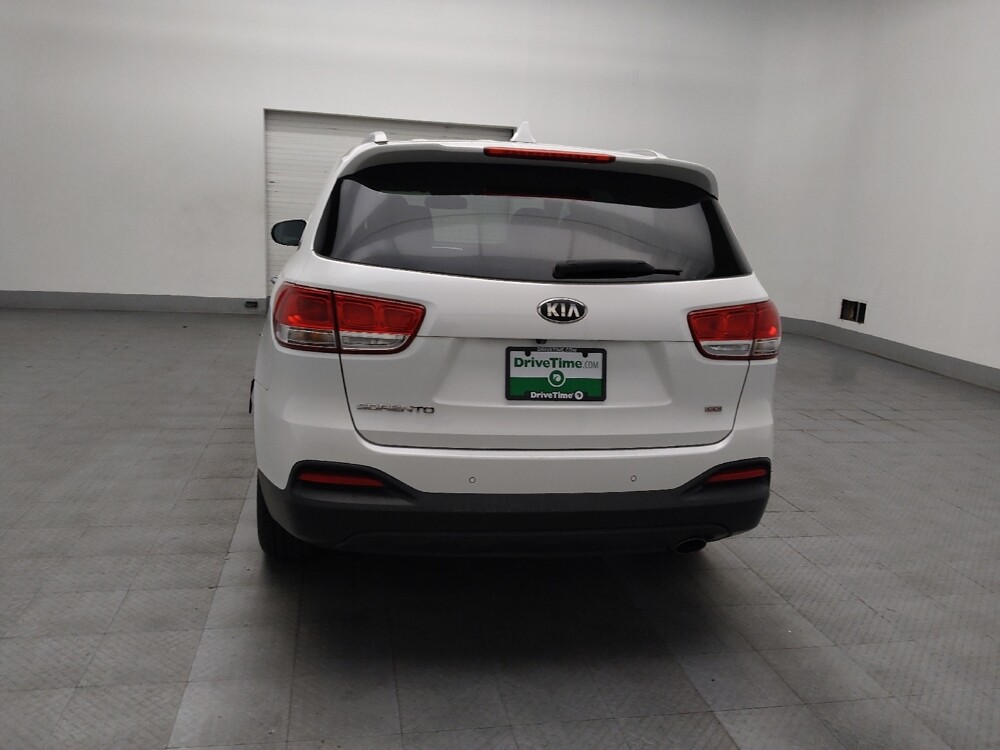2018 Kia Sorento in Marietta, GA 30062 - 18130220 6