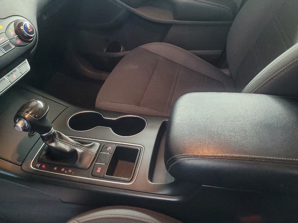 2018 Kia Sorento in Marietta, GA 30062 - 18130220 26