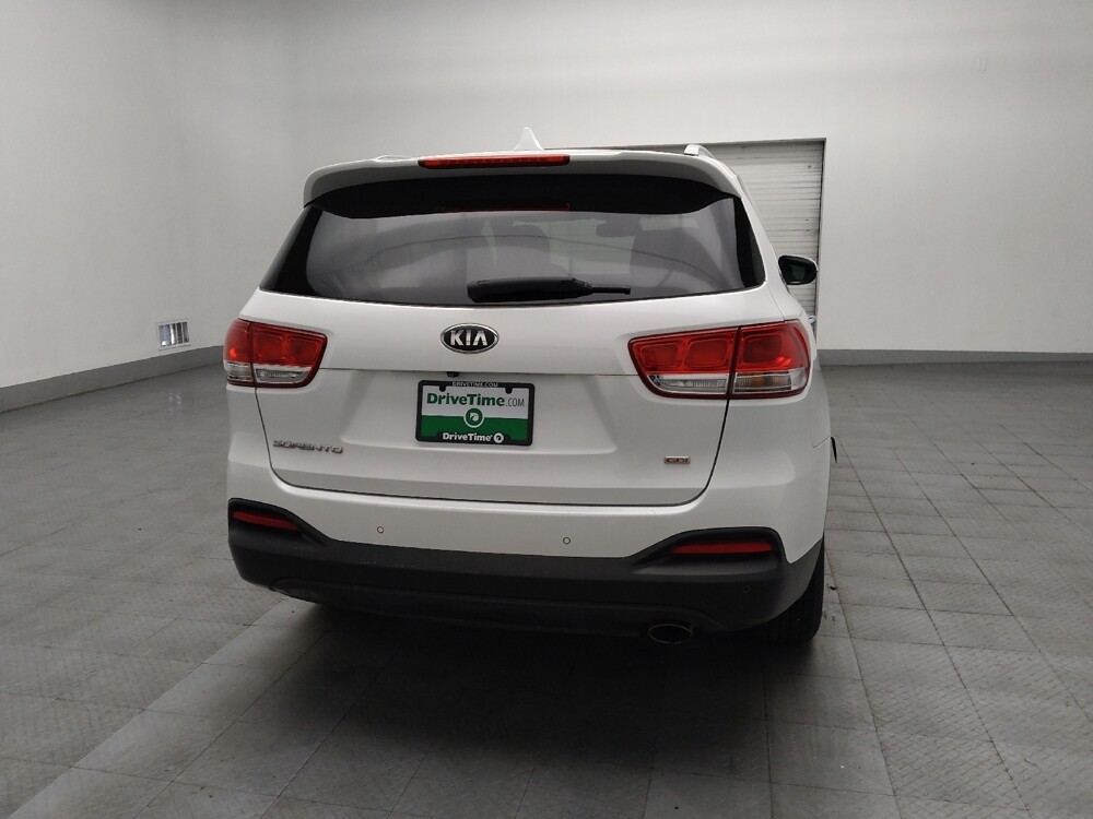 2018 Kia Sorento in Marietta, GA 30062 - 18130220 7