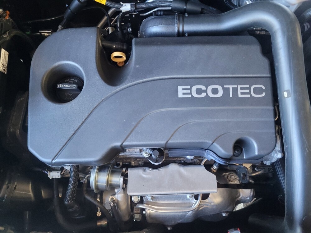 2020 Chevrolet Equinox in Knoxville, TN 37923 - 18130223 30