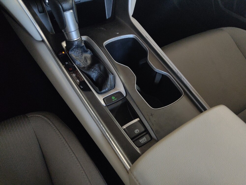 2020 Honda Accord in Union City, GA 30291 - 18130230 26