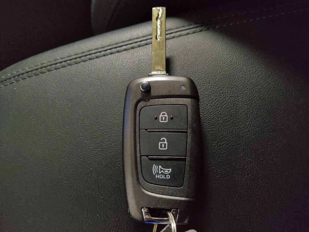 2020 Hyundai Santa Fe in Pelham, AL 35124 - 18130232 32