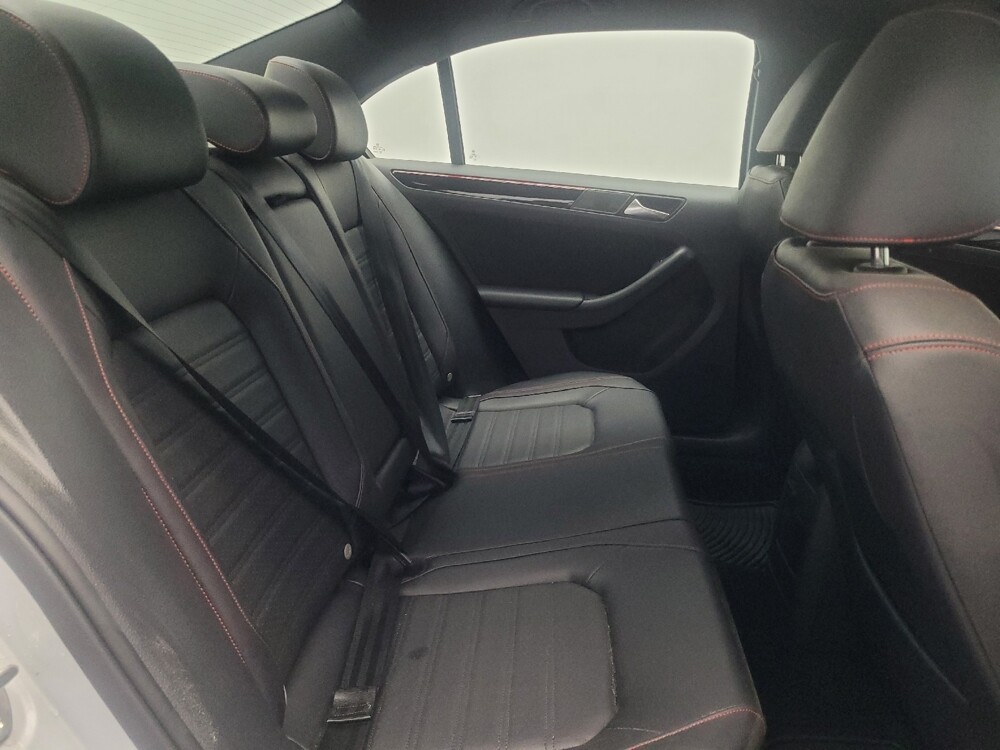 2018 Volkswagen Jetta in Birmingham, AL 35215 - 18130236 19