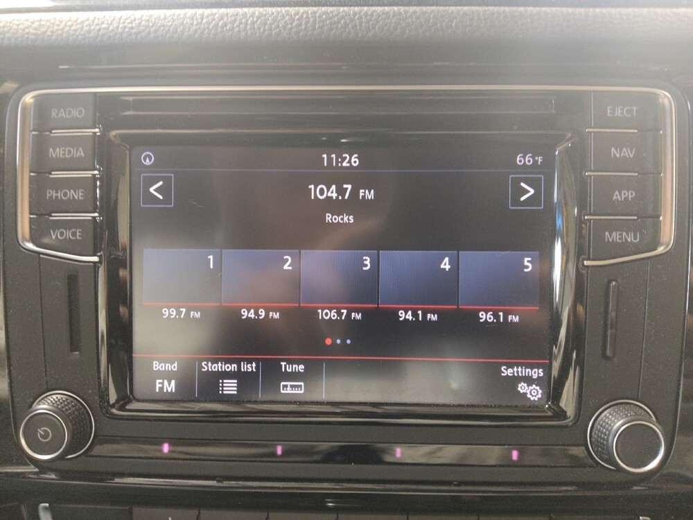 2018 Volkswagen Jetta in Birmingham, AL 35215 - 18130236 25