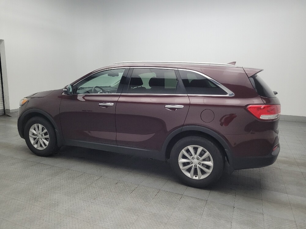 2018 Kia Sorento in Conyers, GA 30094 - 18130237 3