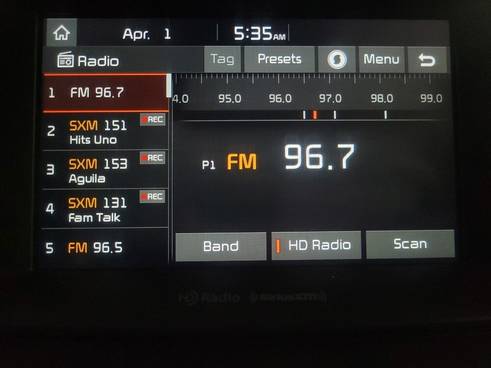 2018 Kia Sorento in Conyers, GA 30094 - 18130237 25