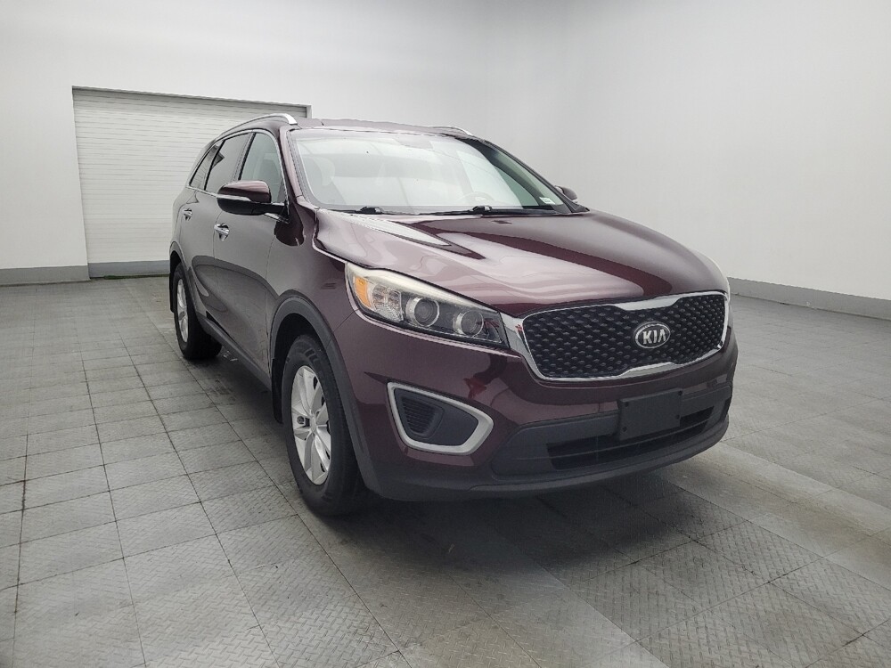 2018 Kia Sorento in Conyers, GA 30094 - 18130237 13
