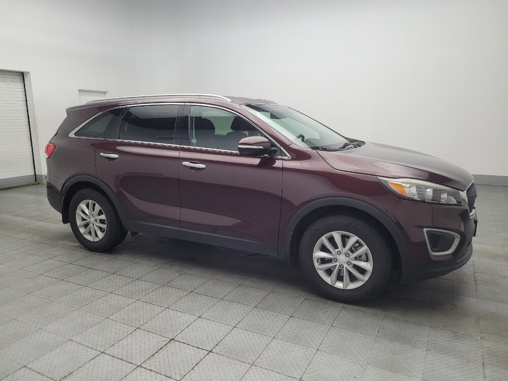 2018 Kia Sorento in Conyers, GA 30094 - 18130237 11
