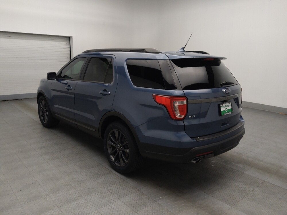 2018 Ford Explorer in Morrow, GA 30260 - 18130242 5