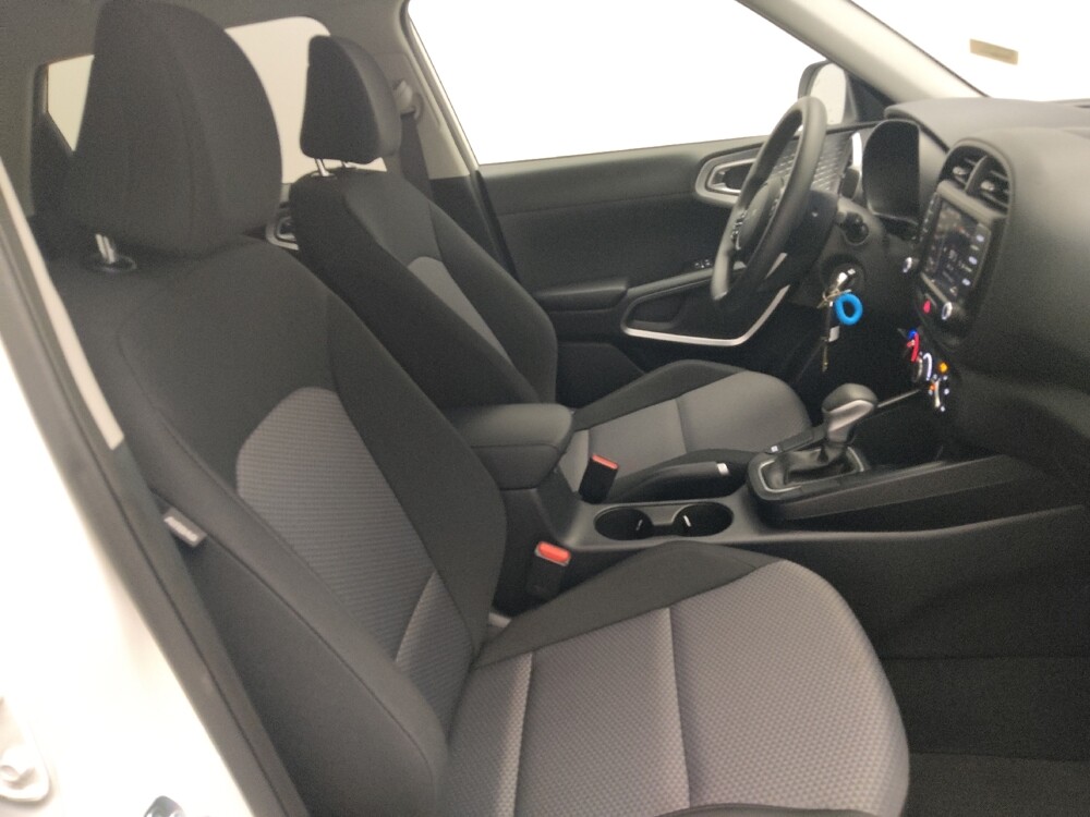 2025 Kia Soul in Stone Mountain, GA 30083 - 18130246 21