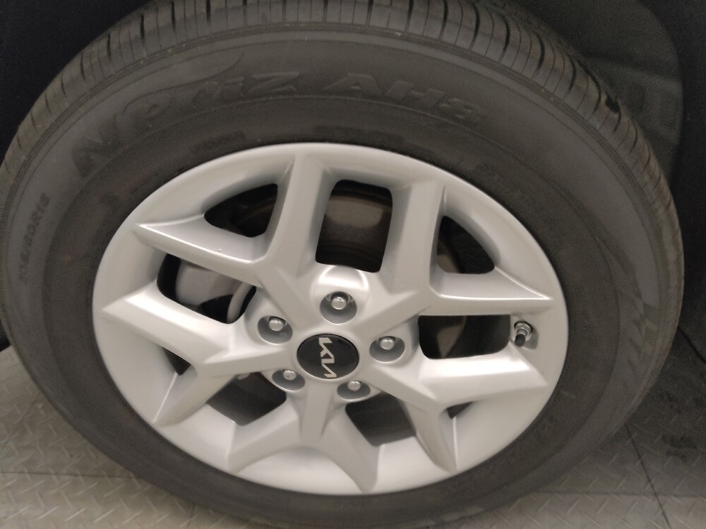 2025 Kia Soul in Stone Mountain, GA 30083 - 18130246 31