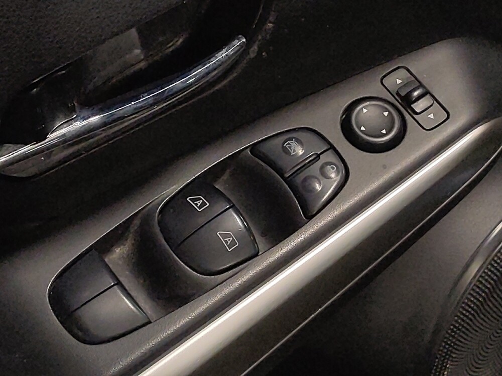 2019 Nissan Kicks in Tulsa, OK 74145 - 18130258 27