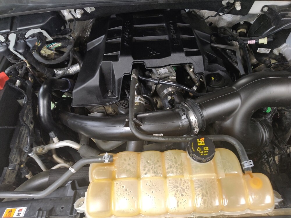 2018 Ford F150 in Fort Worth, TX 76116 - 18130260 30