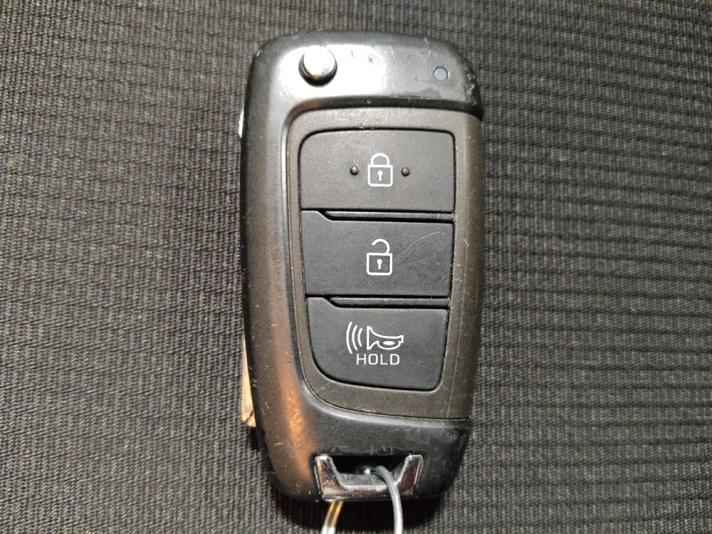 2023 Hyundai Venue in Tulsa, OK 74145 - 18130262 32