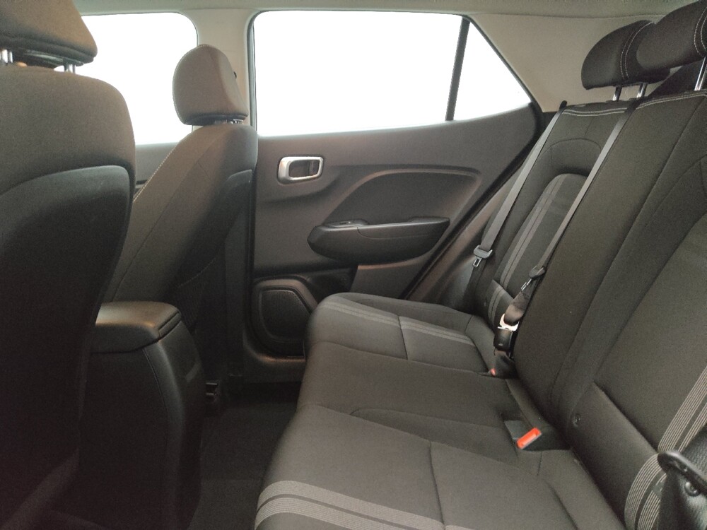 2023 Hyundai Venue in Tulsa, OK 74145 - 18130262 18