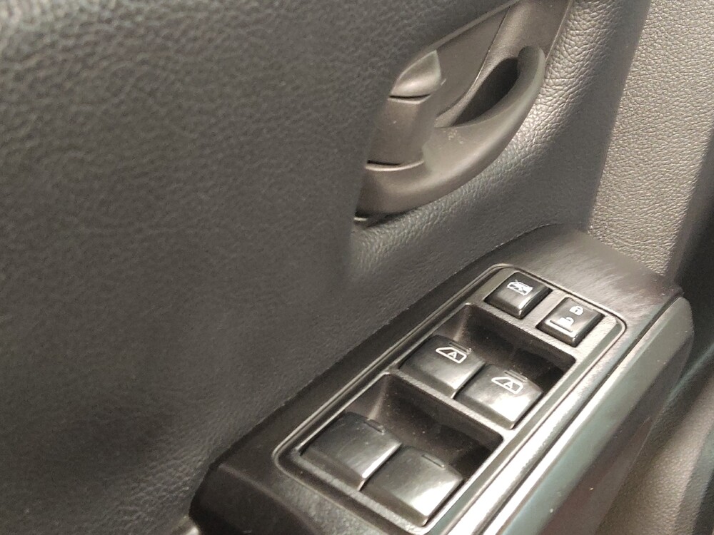 2018 Nissan Titan in Tulsa, OK 74145 - 18130263 27