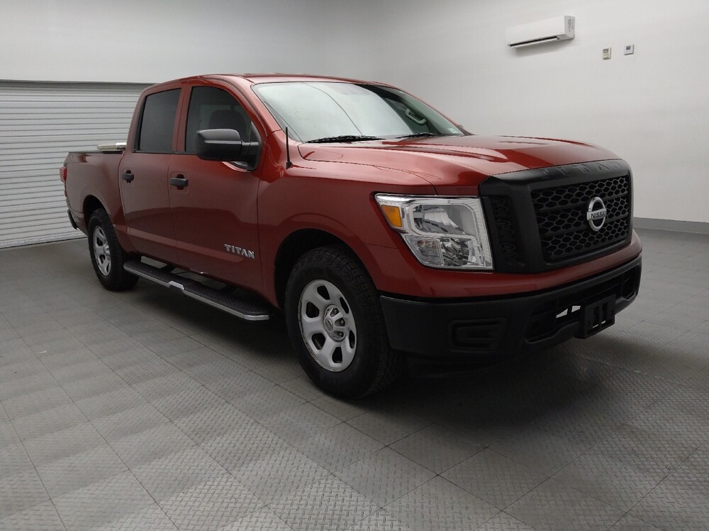 2018 Nissan Titan in Tulsa, OK 74145 - 18130263 13