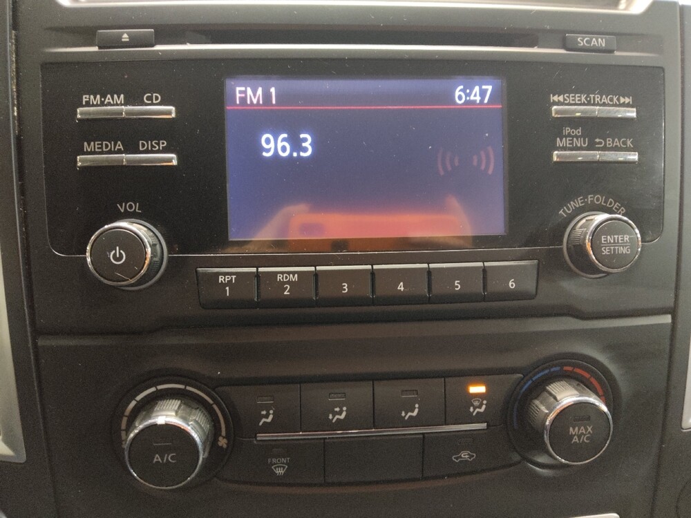 2018 Nissan Titan in Tulsa, OK 74145 - 18130263 25