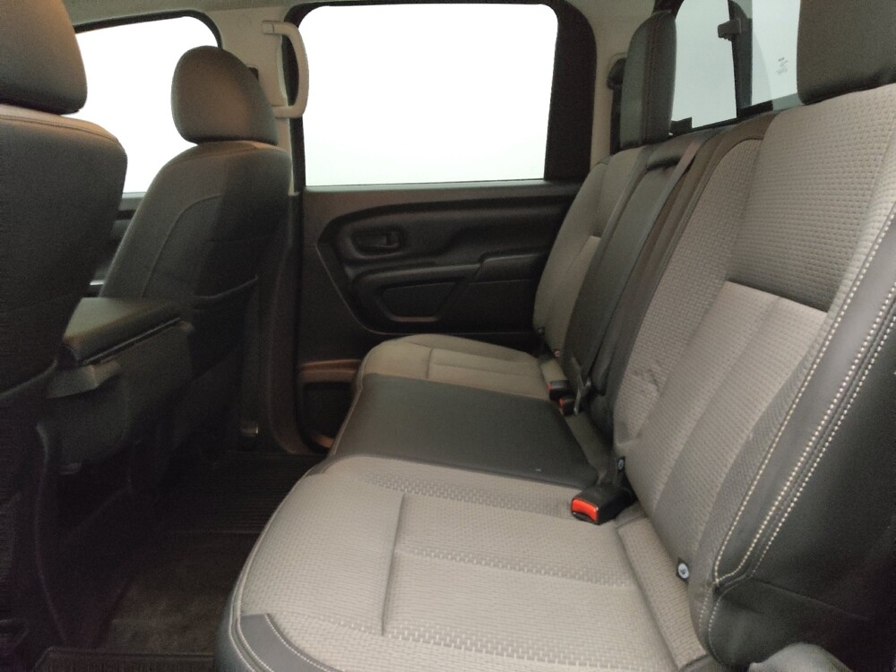 2018 Nissan Titan in Tulsa, OK 74145 - 18130263 18